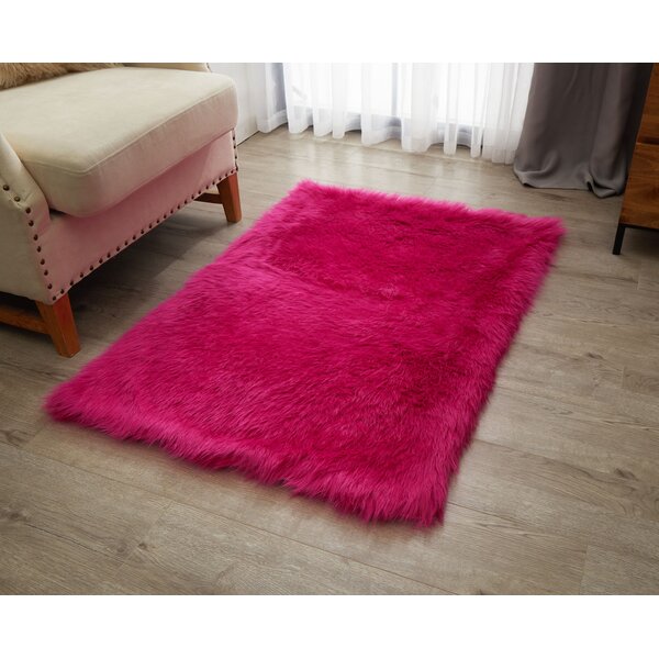 Everly Quinn Thurmont Faux Fur Pink Rug Reviews Wayfair